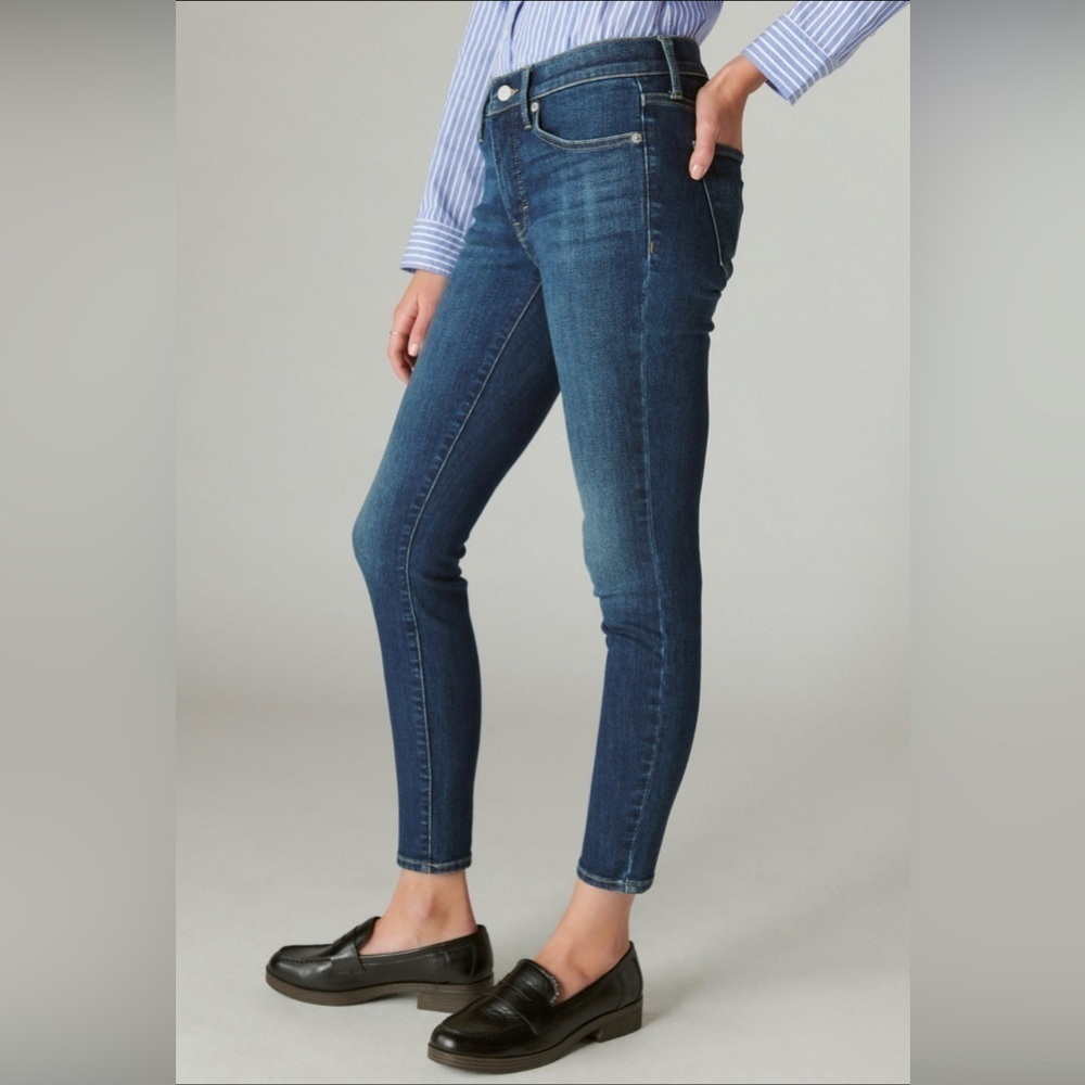 Ava mid rise skinny , 00